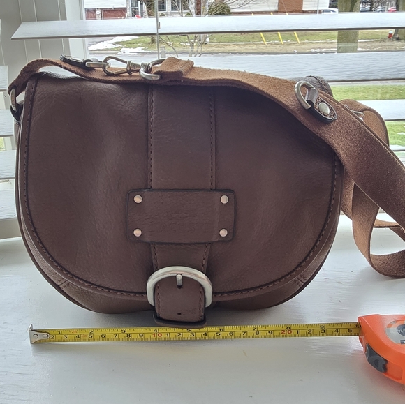 Lacoste leather cross body saddle bag - Picture 2 of 11